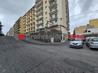 Box in Vendita a Catania, 105'000€, 375 m²