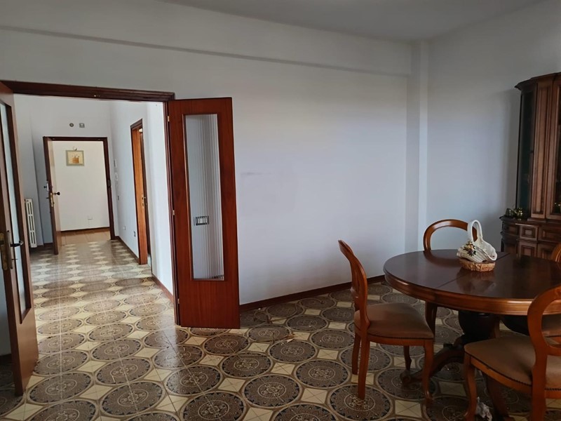 Quadrilocale in Vendita a Livorno, 265'000€, 110 m², con Box