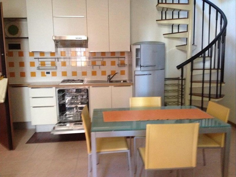 Bilocale in Vendita a Carrara, zona Marina di Carrara, 190'000€, 70 m², arredato