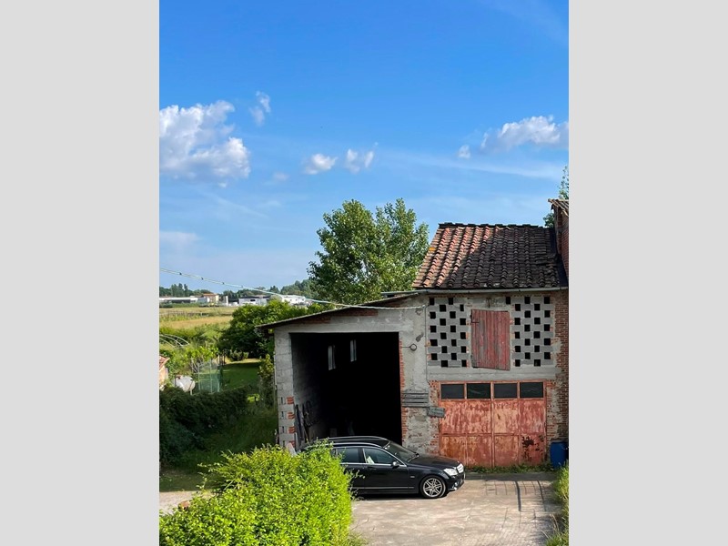 Casa Indipendente in Vendita a Porcari, 150'000€, 120 m²