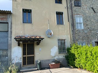 Casa Indipendente in Vendita a Porcari, 150'000€, 120 m²