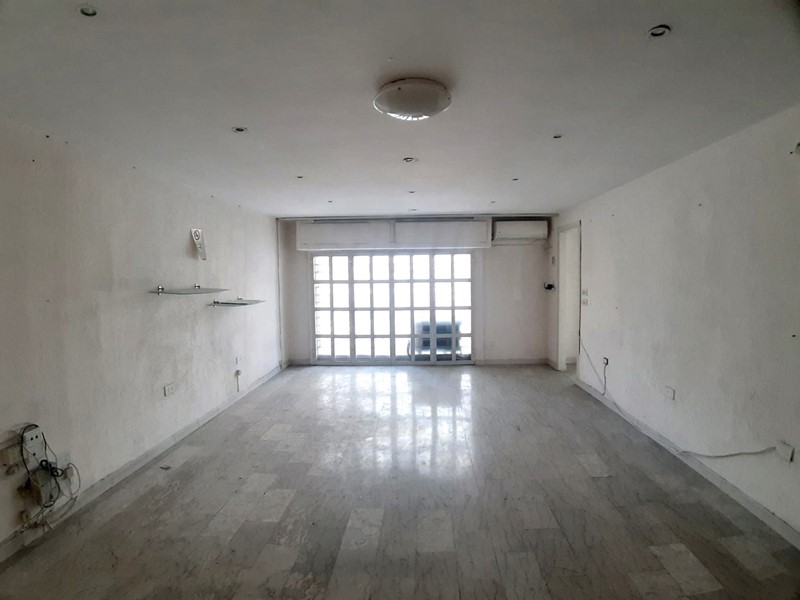 Monolocale in Vendita a Napoli, 60'000€, 25 m²