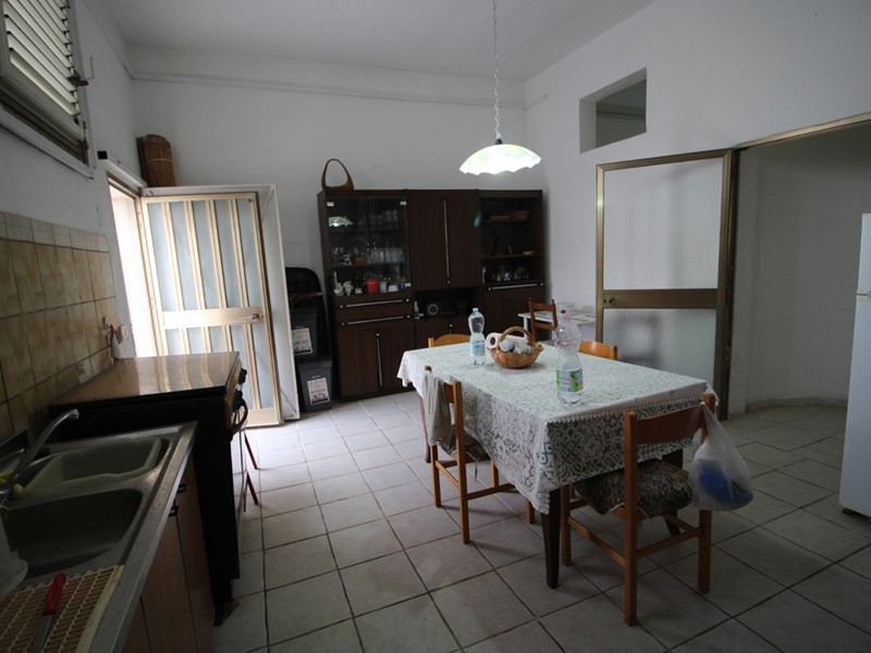Casa Indipendente in Vendita a Manduria, 87'000€, 80 m², arredato