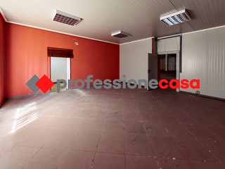 Capannone in Vendita a Alife, 260'000€, 525 m²