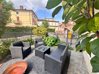 Villa bifamiliare in Vendita a Broni, 150'000€, 100 m², arredato