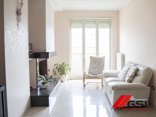 Quadrilocale in Vendita a San Michele Salentino, 115'000€, 138 m²