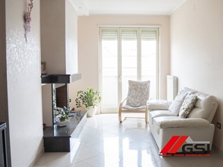 Quadrilocale in Vendita a San Michele Salentino, 115'000&euro;, 138 m²
