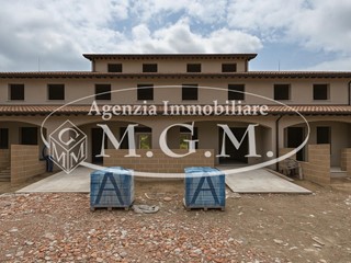 Villetta a schiera in Vendita a Buti, zona Cascine, 380'000€, 142 m²