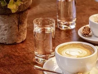 Attività commerciale in Vendita a Monza, 410'000€, 160 m²