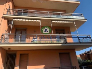 Quadrilocale in Vendita a Montecatini Terme, 80'000€, 85 m², arredato