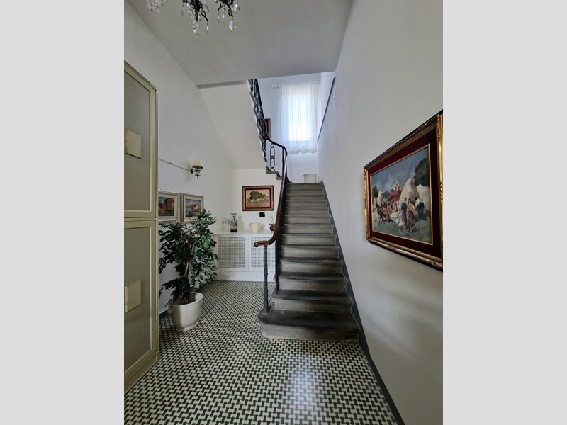 Appartamento in Vendita a Casciana Terme Lari, zona Perignano, 246'000€, 140 m², arredato