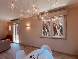 Quadrilocale in Vendita a Cecina, zona Cecina Marina, 400'000€, 105 m², arredato