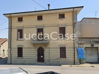 Villetta a schiera in Vendita a Castelfranco di Sotto, zona Galleno, 130'000€, 280 m²