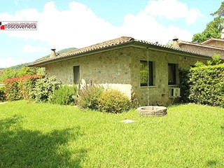 Villetta a schiera in Vendita a Lucca, zona Farneta, 143'000&euro;, 50 m², arredato