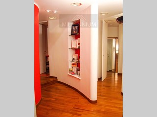 Ufficio in Vendita a Milano, 750'000€, 80 m², arredato