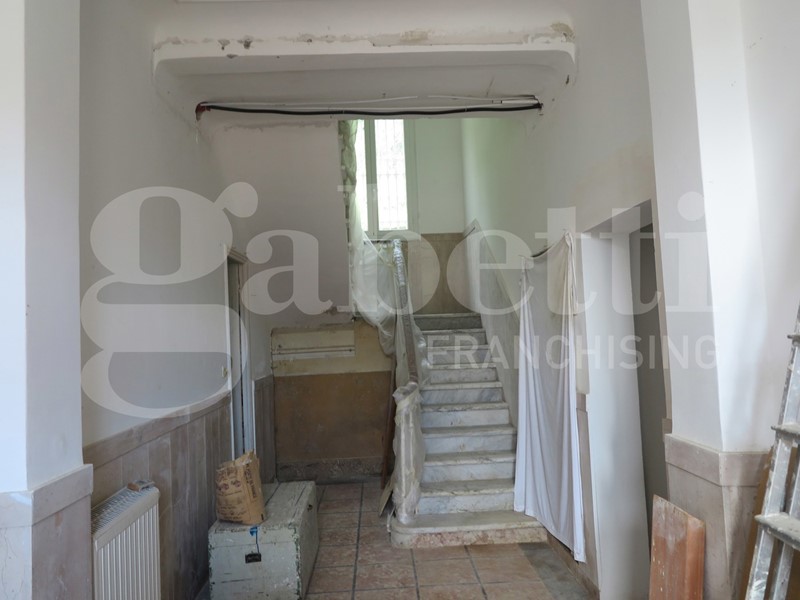 Appartamento in Vendita a La Spezia, 750'000€, 373 m²