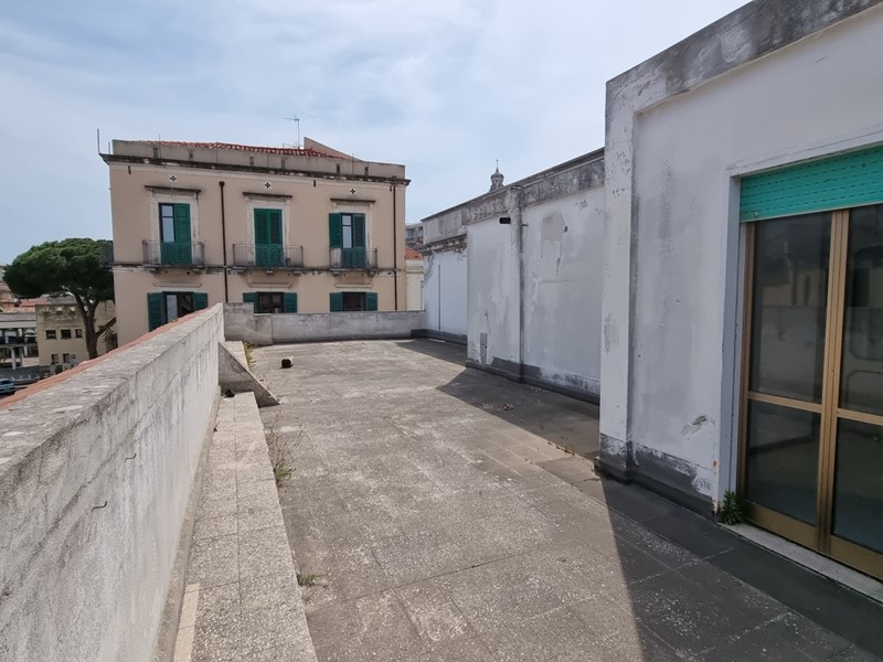 Appartamento in Vendita a Barcellona Pozzo di Gotto, 175 m²