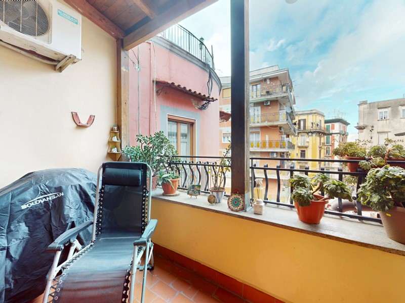 Trilocale in Vendita a Napoli, 199'000€, 102 m²