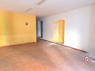 Negozio in Affitto a Messina, 320€, 40 m²