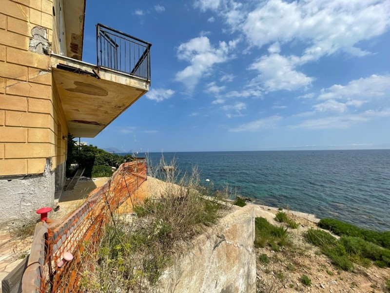 Villa in Vendita a Trabia, 399'000€, 140 m²