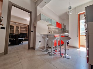 Trilocale in Vendita a Carrara, zona Marina di Carrara, 179'000€, 50 m², arredato