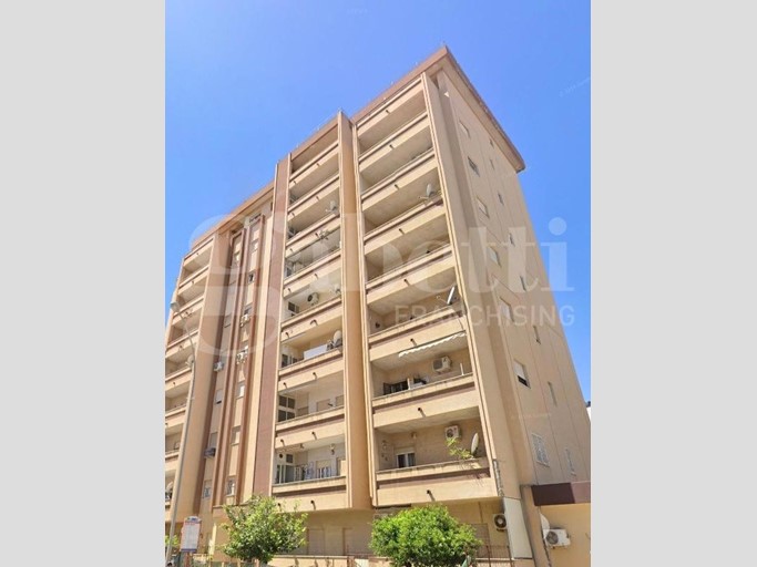 Appartamento in Vendita a Palermo, 145'000€, 150 m²