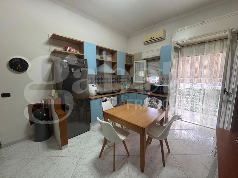 Bilocale in Vendita a Napoli, 105'000€, 55 m²