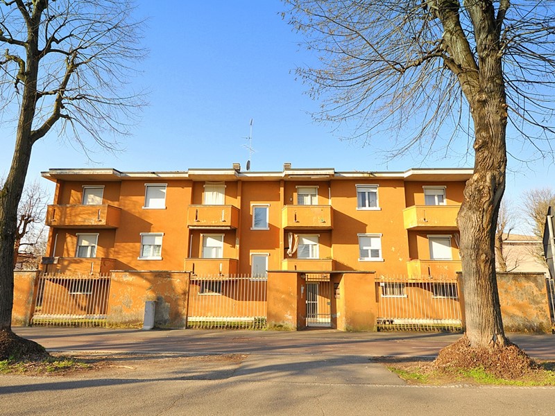 Bilocale in Vendita a Inveruno, 95'000€, 80 m²