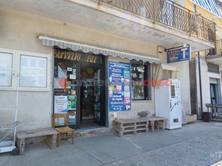 Attività commerciale in Vendita a Capaccio Paestum, 140'000€, 60 m²