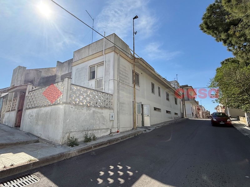 Casa Indipendente in Vendita a Monteparano, 80'000€, 100 m²