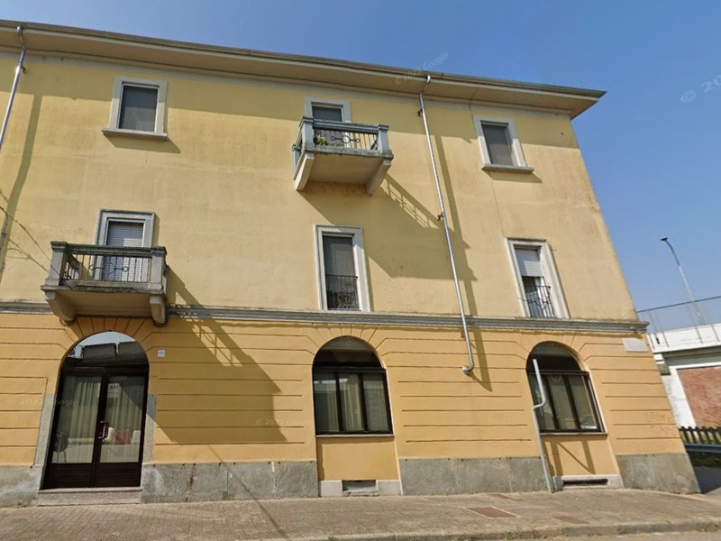 Immobile commerciale in Vendita a Vercelli, zona Corso Fiume, 109, 141'000&euro;, 150 m²
