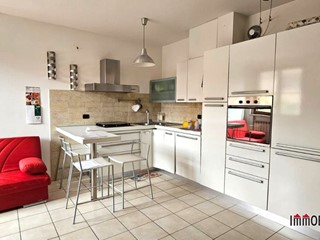 Bilocale in Vendita a Colle di Val D'Elsa, 150'000&euro;, 53 m²