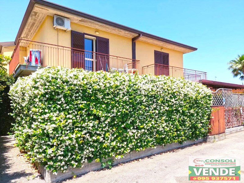 Bilocale in Vendita a Mascali, zona via Spiaggia Sant'Anna, 105'000€, 53 m², arredato