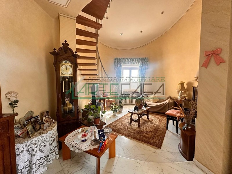 Villa in Vendita a Casciana Terme Lari, 350'000€, 130 m²
