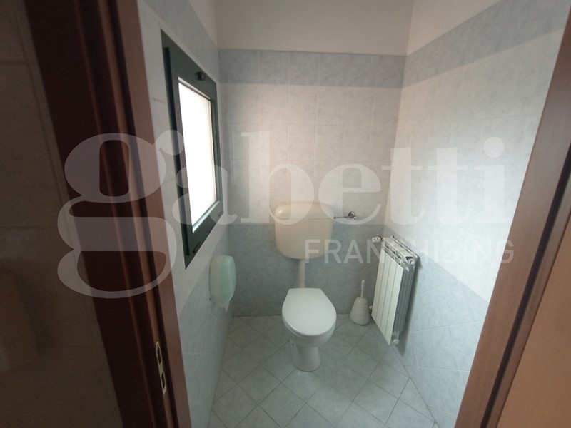 Laboratorio in Vendita a Cavarzere, 540 m²