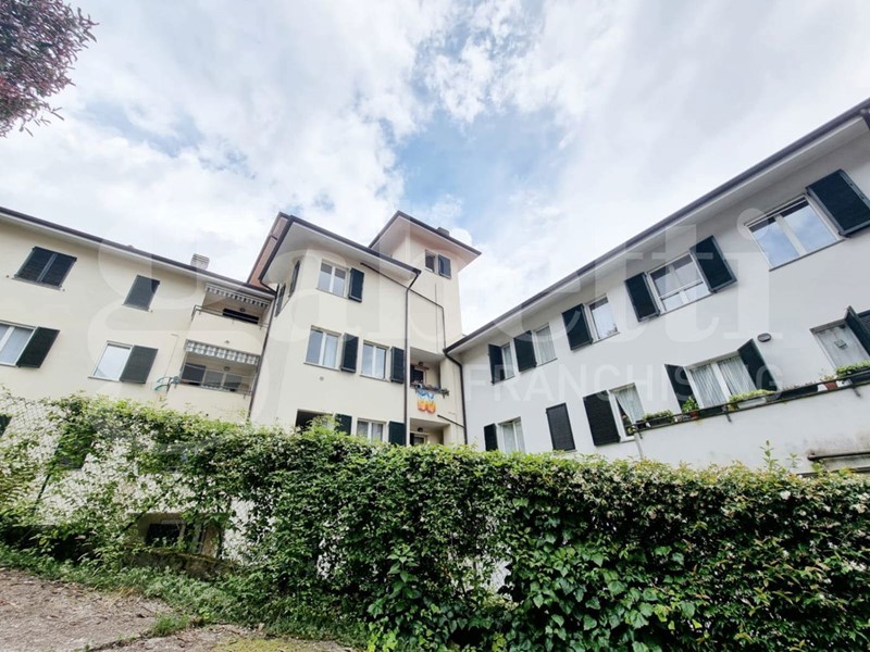 Quadrilocale in Vendita a Lecco, 235'000€, 95 m²