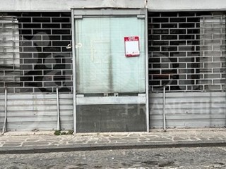Negozio in Vendita a Capua, 75'000€, 75 m², arredato