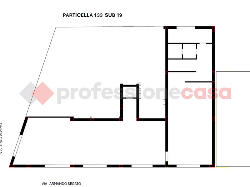 Negozio in Affitto a Reggio Calabria, 3'200€, 457 m²