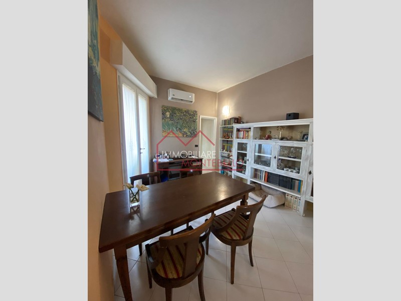 Appartamento in Vendita a Viareggio, 339'000€, 85 m²