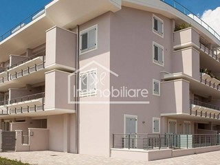 Monolocale in Vendita a Empoli, zona Ponzano, 185'000€, 41 m², arredato