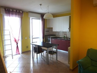 Bilocale in Vendita a Rosignano Marittimo, zona Rosignano Solvay, 158'000€, 57 m², con Box