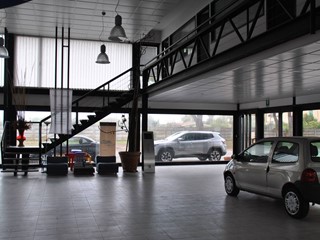 Immobile commerciale in Vendita a San Giuliano Terme, 980'000€, 1160 m²