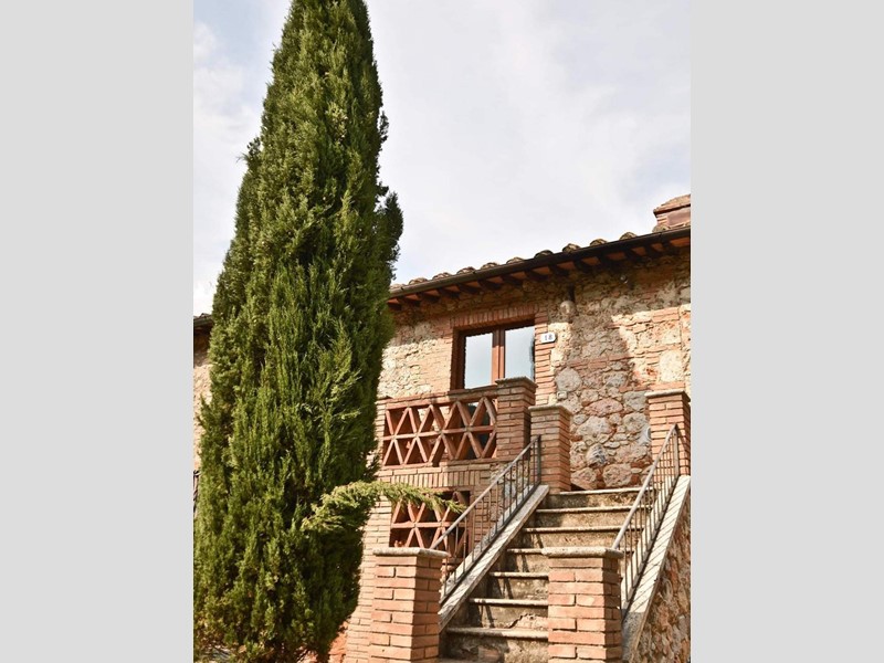 Casa Semi Indipendente in Vendita a Monteriggioni, zona Castellina Scalo, 420'000&euro;, 200 m², arredato