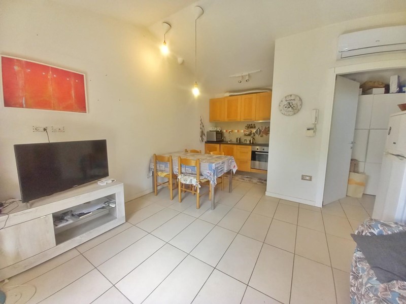 Bilocale in Vendita a Gambassi Terme, zona Castagno Val D'elsa, 89'000€, 40 m², arredato