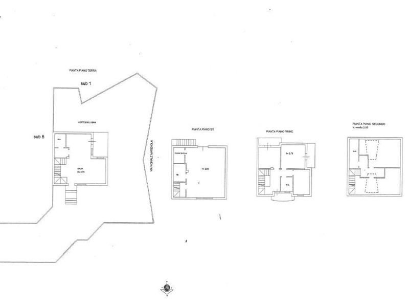Villa bifamiliare in Vendita a Giugliano in Campania, 530'000€, 240 m²