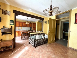 Appartamento in Vendita a Pradleves, 40'000€, 130 m², arredato