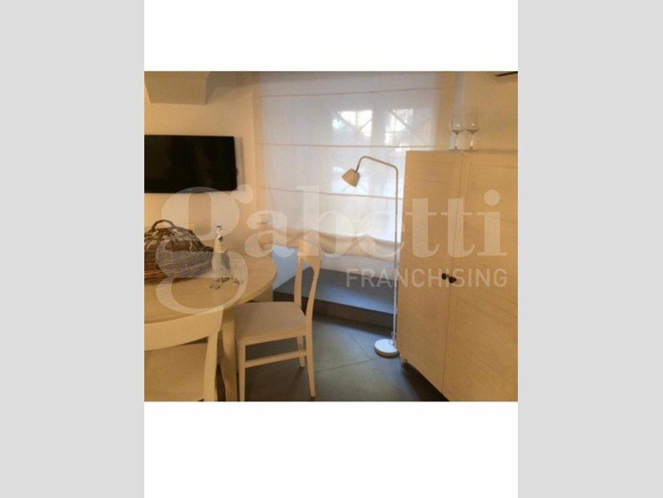 Appartamento in Vendita a Catania, 195'000&euro;, 150 m²