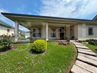 Villa in Vendita a Bovezzo, 690'000€, 396 m²