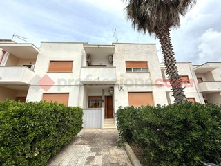 Appartamento in Vendita a Pulsano, 80'000€, 102 m²