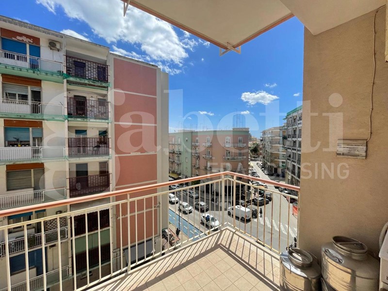 Ufficio in Vendita a Siracusa, 118'000&euro;, 100 m²